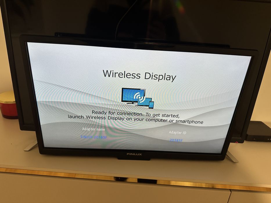 Tv Finlux 24” DVD Smart 12v DC