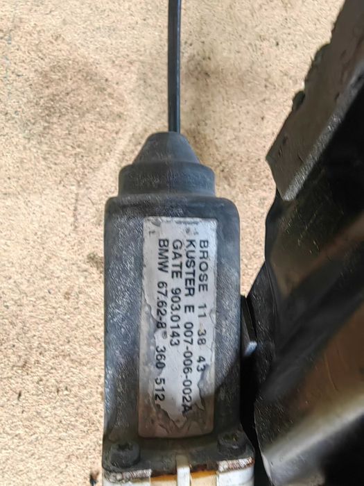 Elevador BMW serie 5 E39 traseiro esquerdo