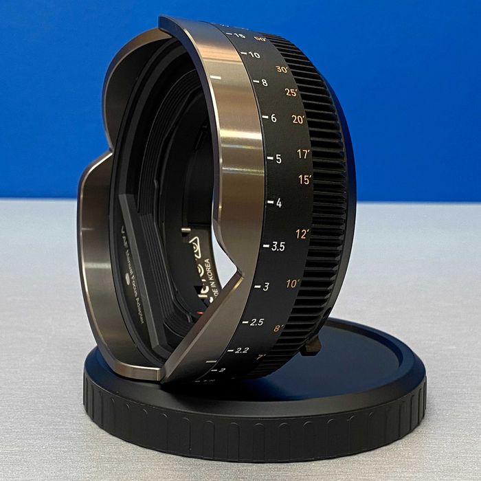 Samyang V-AF Manual Focus Adapter
