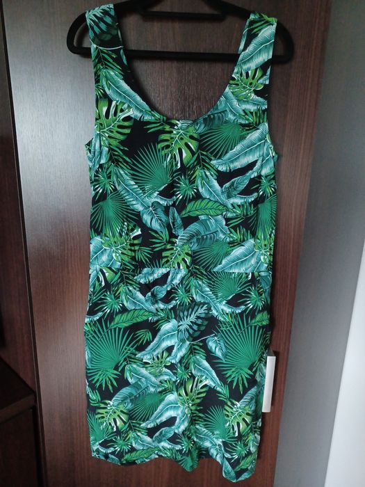 Letnia sukienka House rozmiar XL.