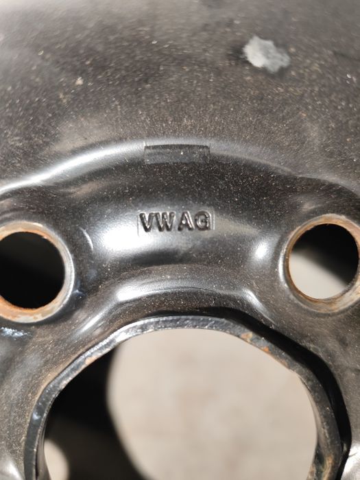 3 Rodas Suplentes Renault - VW - Fiat - Com Macaco e Ferramentas