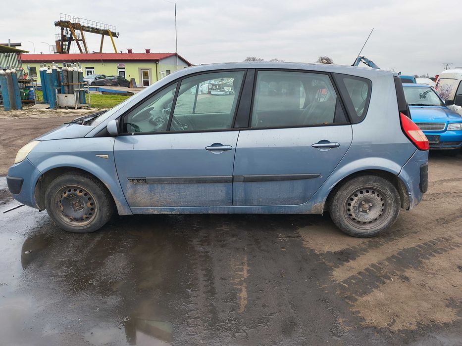 Renault Megane II , 2004r, 1.6 Pb - na części.