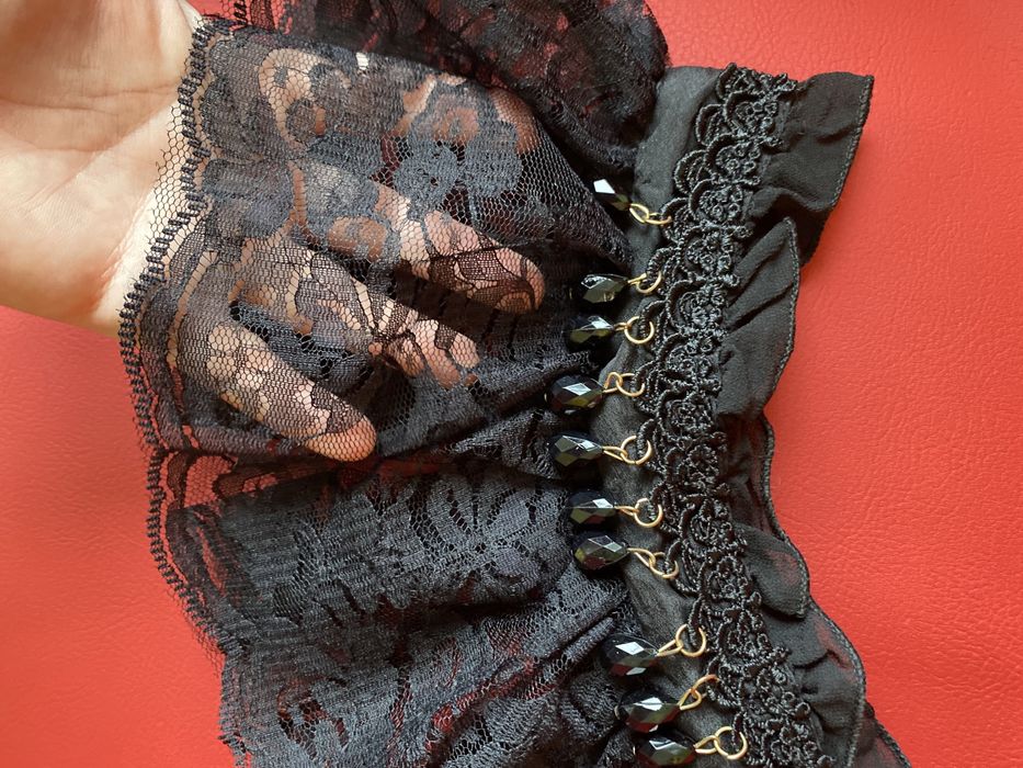 Kołnierz gotyskie koronkowy