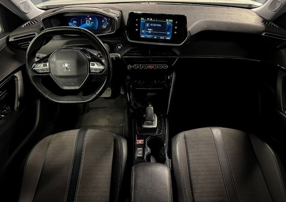 Peugeot E-2008 Allure 2022