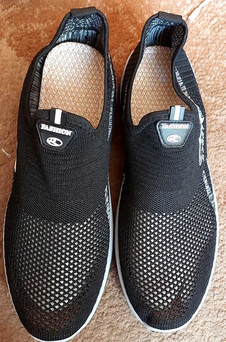 Продам чоловічі літні макасини