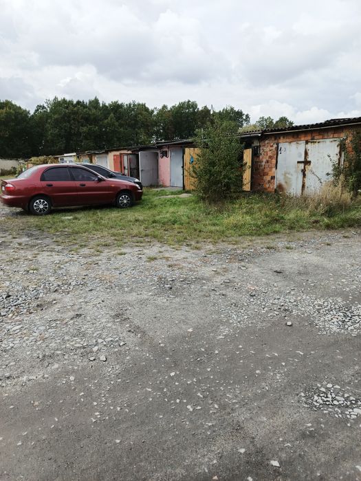 Гараж  на  Шешуково.