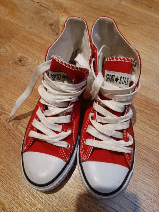 Buty sportowe trampki