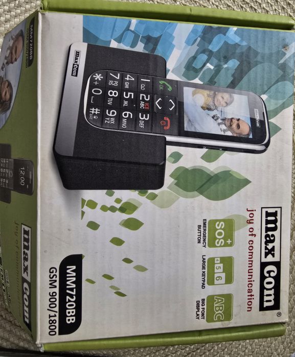 Telefon MaxCom  MM720BB