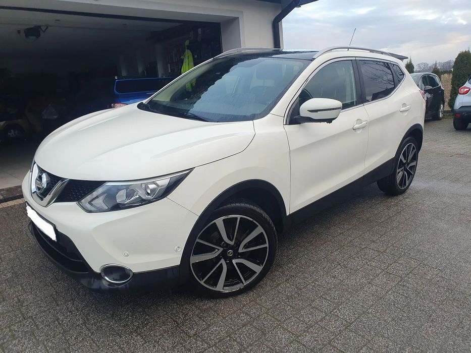 Nissan Qashqai Full Panorama Kamera 360 Skóra Grzana przed. szyba fotele Super Stan