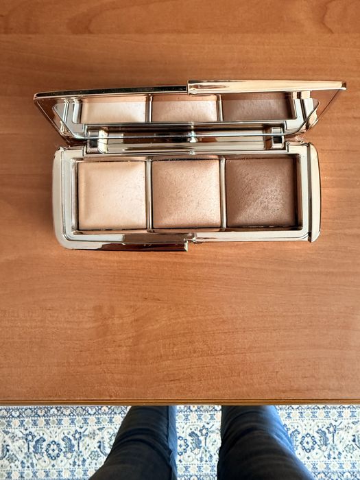 Hourglass Ambient Lighting Palette Volume II
