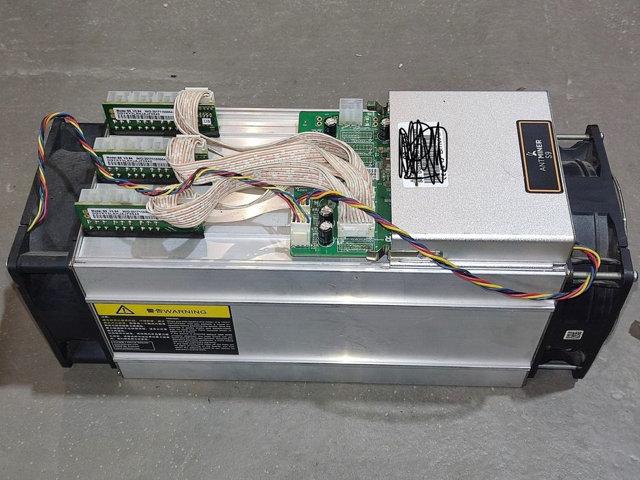 Асік майнер Bitmain Antminer S9 + Блок живлення APW3++ (Комплект)