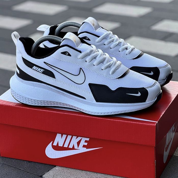 Зручні та стильні Nike чоловічі Білі кросівки Найк літо
