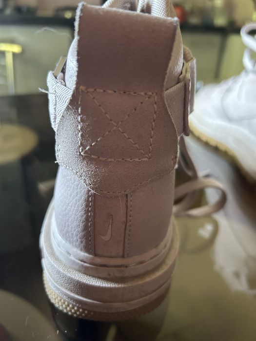 NIKE 40р. Оригінальні ботінки - кросівки високі.