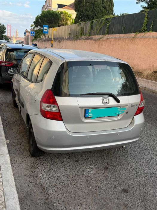 Honda Jazz  2001- Venda completa para reparação/peças