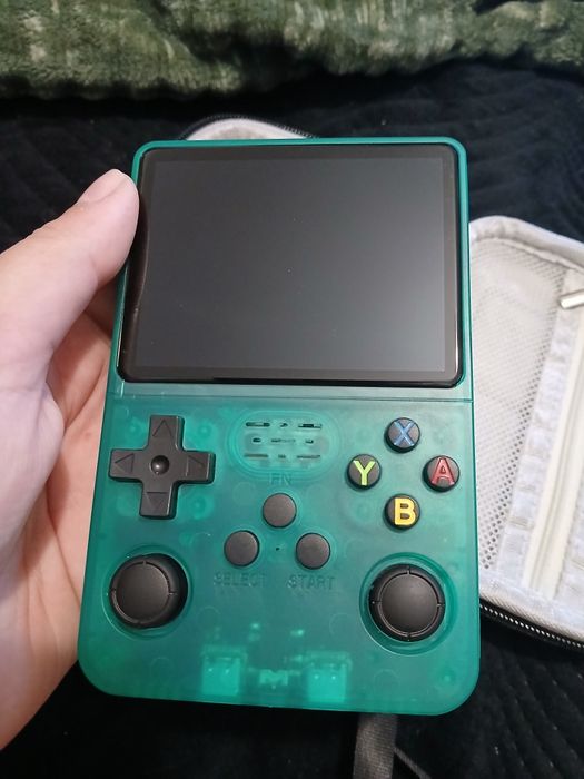 R36S Retro Console, Green, Like New64751560184962121