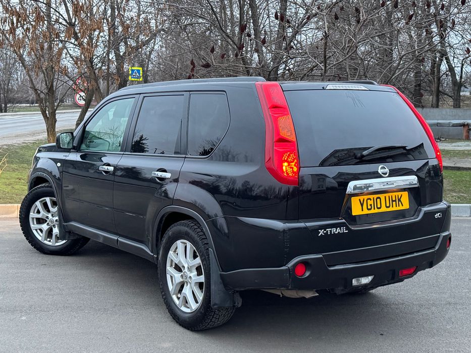 В продаже Nissan X-Trail SE 4X4 2.0 Дизель С родным пробегом 162 тис км , 2010 год машина в хорошем состоянии все как на фото на свои года живая , по - машине мотор работает отлично тихонько заводится на голодную на горячую без проблем не демит турбина дует отлично коробка 6 Ступка включается мягко так же по ходовой части все в порядке в данный момент делать нечего не нужно комплектация есть подогревы сидух так же электро сидения кондиционер все это работает по электрике все светиться резина как на фото новая все шины зима кому нужна живая машина звоните пишите если для зсу торг сделаю