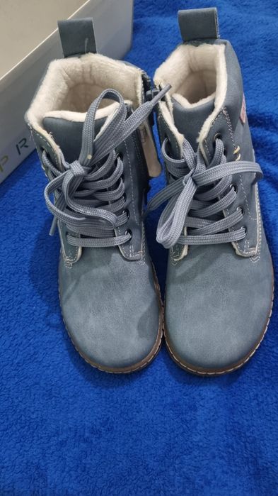 Nowe Buty ESPRIT rozm 30