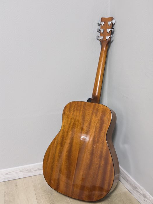 Акустическая гитара Yamaha FG800 б/у