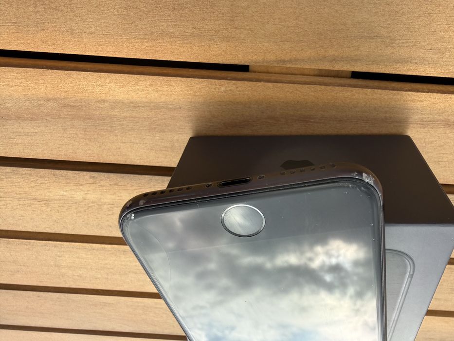 Iphone 8 64 GB Space gray komplet