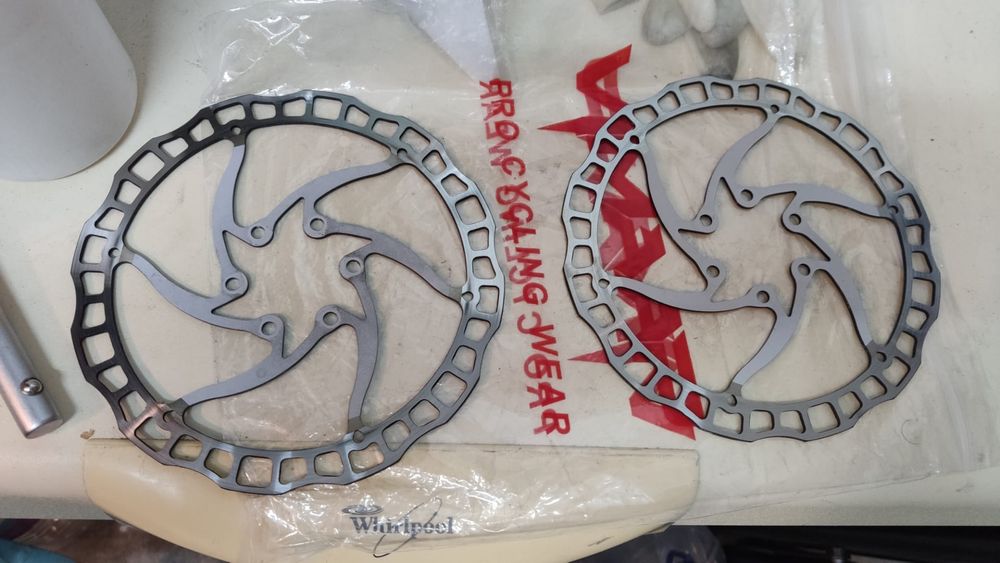 Discos freio bicicleta + adaptadores