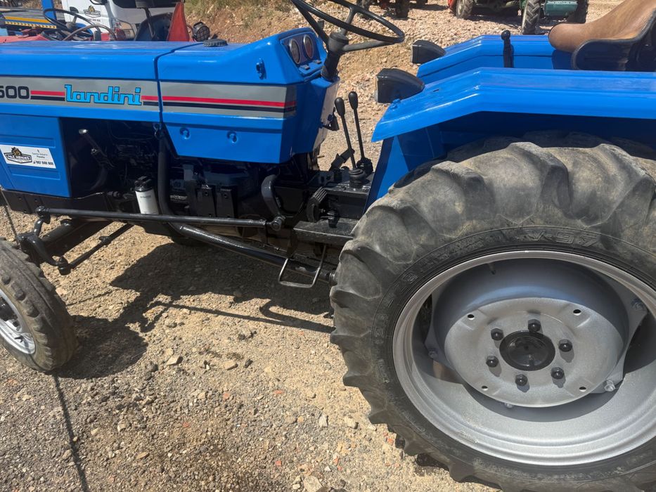 Trator Landini 5500