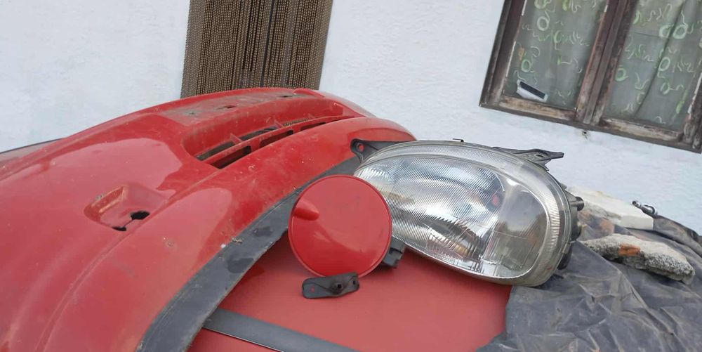 Vendo para pecas corsa b