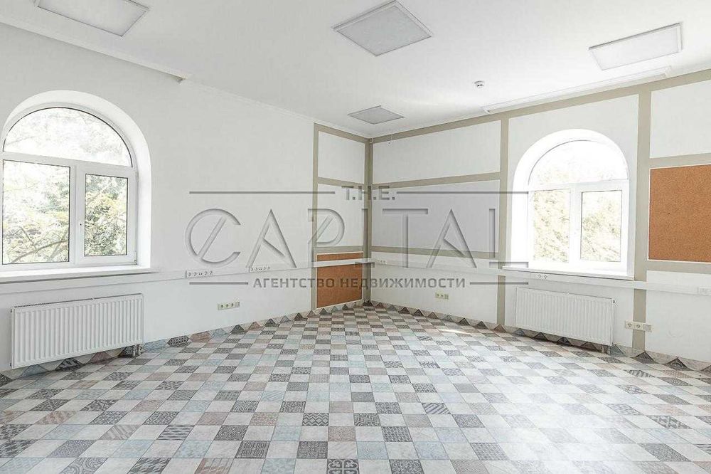 Окрема будівля, Обладнана Клініка, Офіс, Вирлиця, ТОРГ, співпрацюю