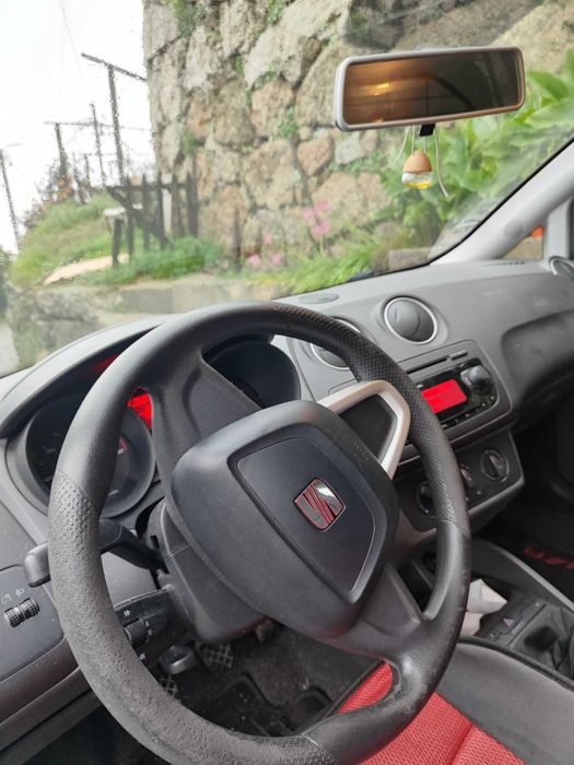 APENAS 127 MIL KM - SEAT Ibiza Van diesel 2011 / 1.4 TDI /