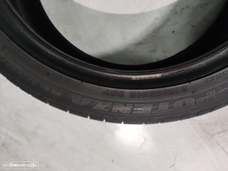 2 pneus semi novos 215-45r18 bridgestone - oferta dos portes