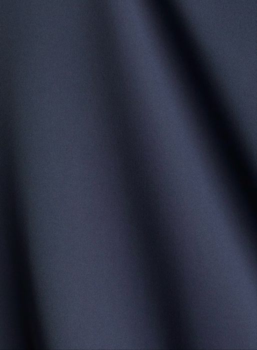 Футболка з мікрофібри H&M у стилі skims