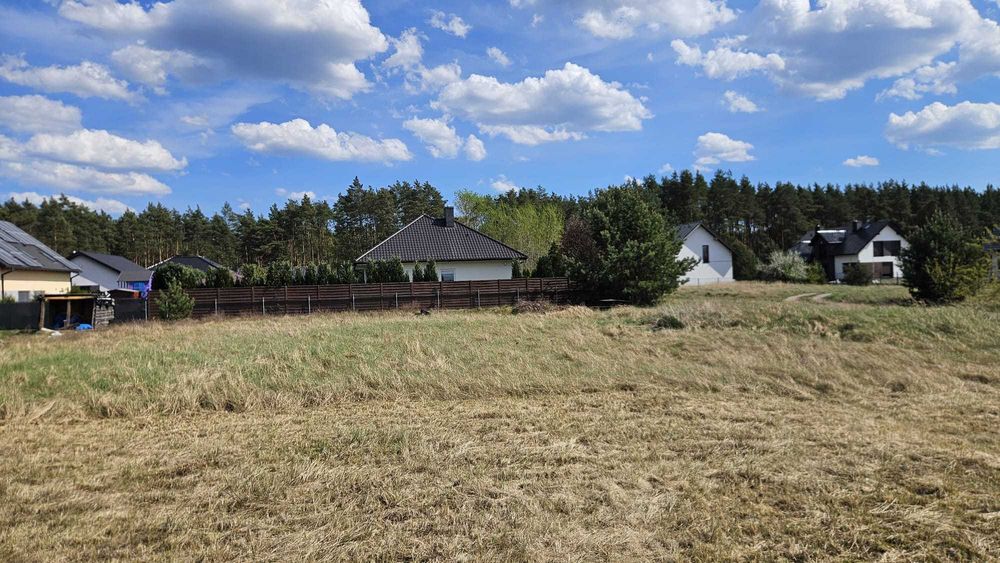 Rurzyca, ul. Wiejska - piękna działka przy lesie, z wydanymi warunkami
