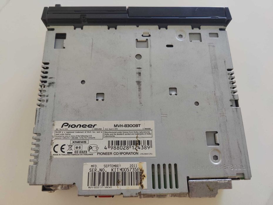 Autorrádio Pioneer MVH-8300BT (Bluetooth Parrot / Ecrã 3" TFT / USB / SD)