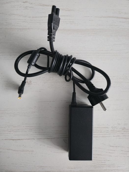 Монітор LG flatron IPS236V-PN 23"