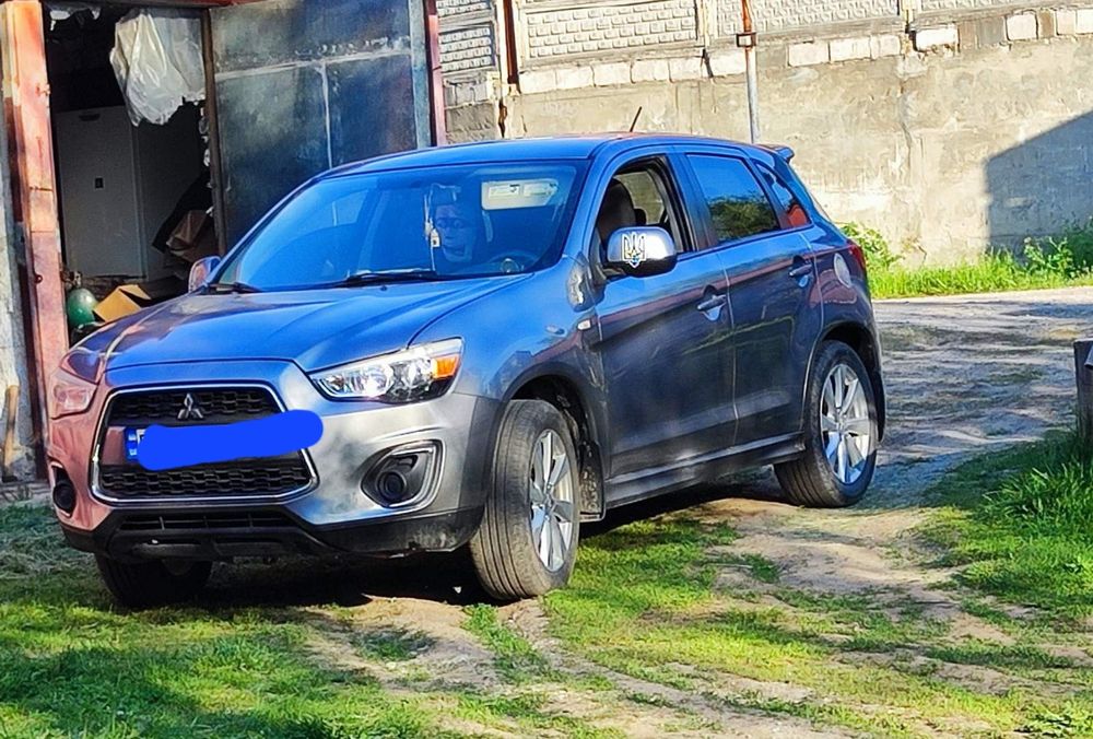 Продам Outlander