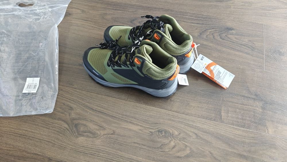 Nowe buty trekkingowe 40 wysokie