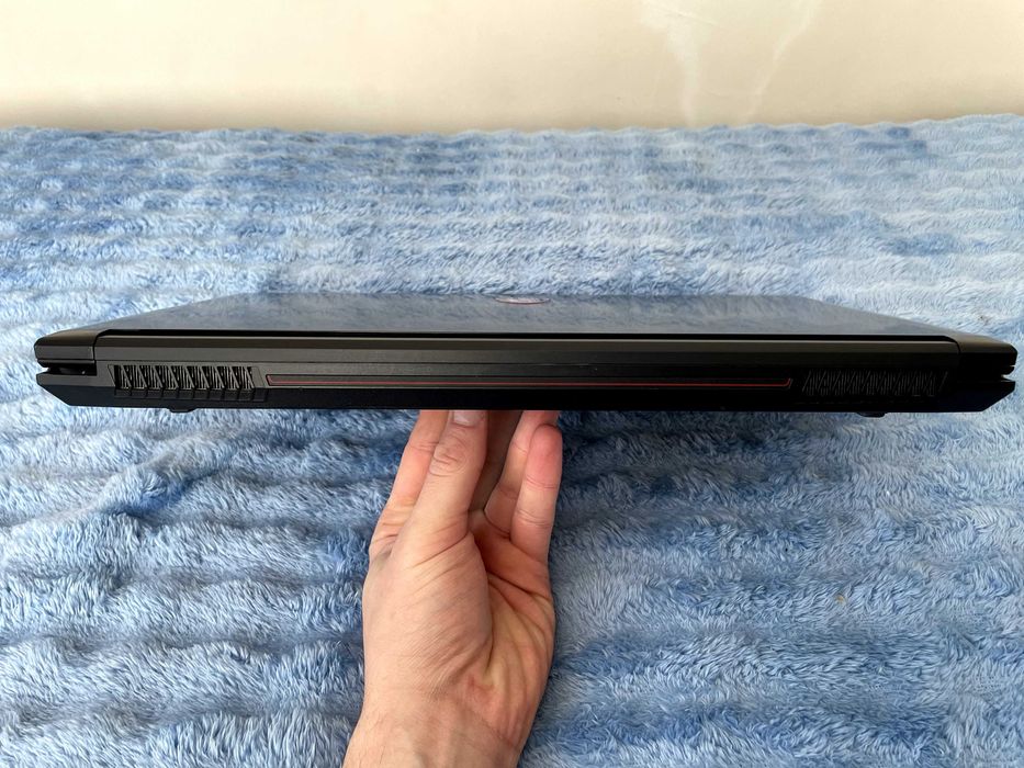 Ігровий ноутбук MSI GL62