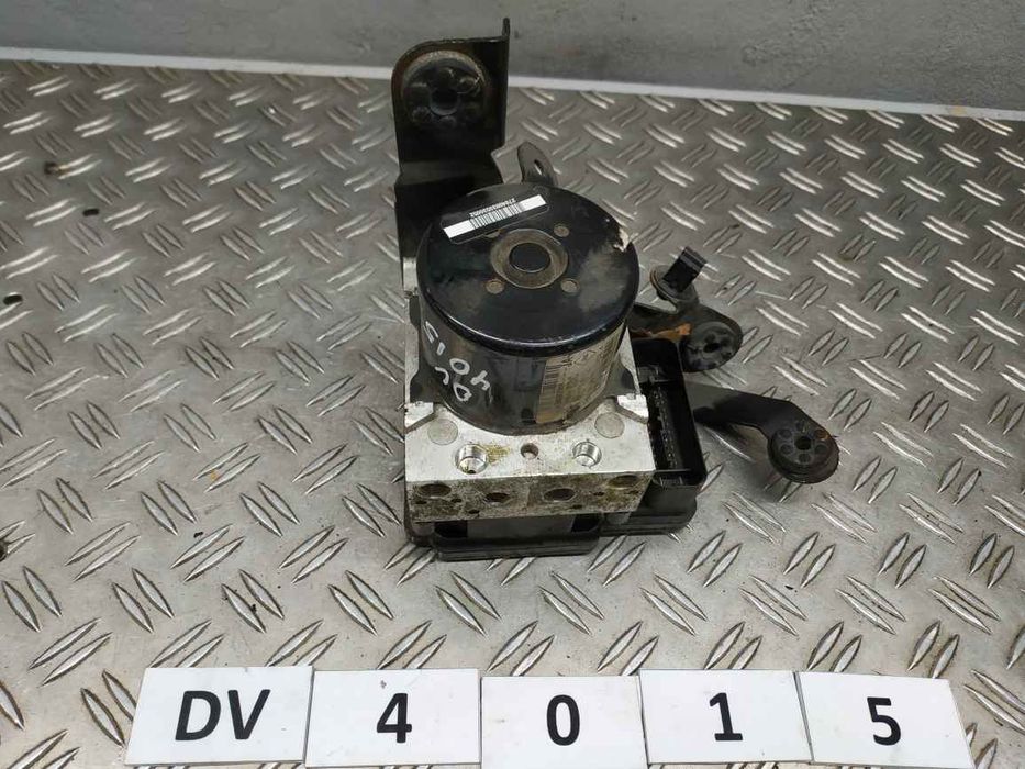 Renault (RVI) Megane 3 09- Блок ABS  DV4015 476605296R