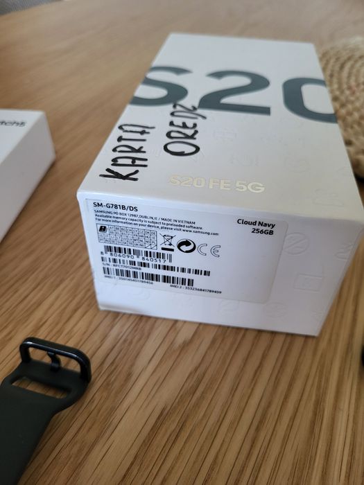 Samsung Galaxy S20 FE 256GB 8GB RAM najmocniejsza wersja.