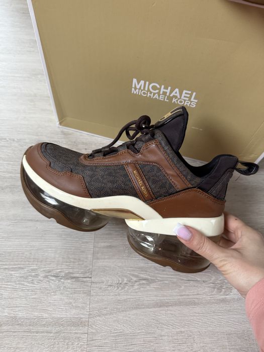 Michael kors 39