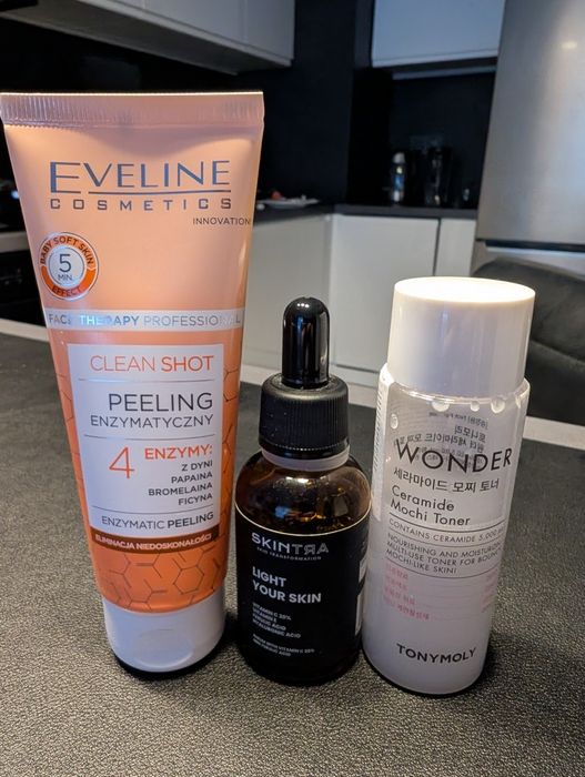 Kosmetyki skintra tonymoly eveline