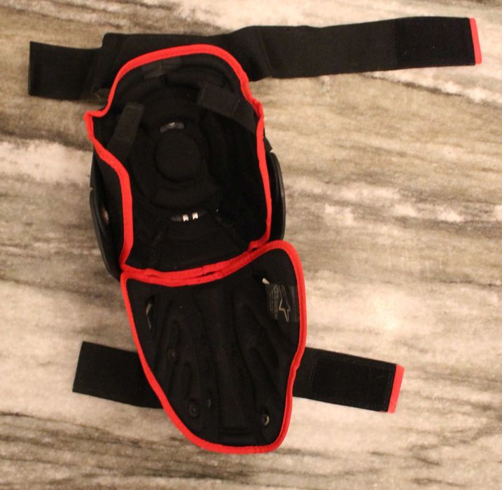 Par de protetores de joelho Alpinestars