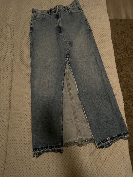 Довга джинсова спідниця