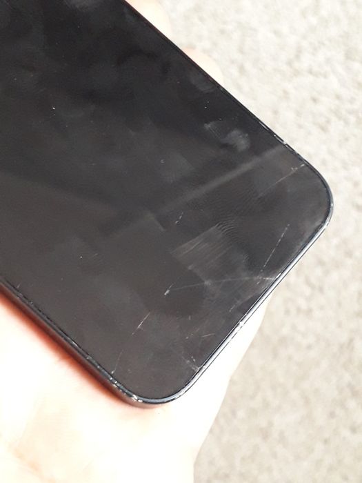 iPhone 13 mini iCloud  .