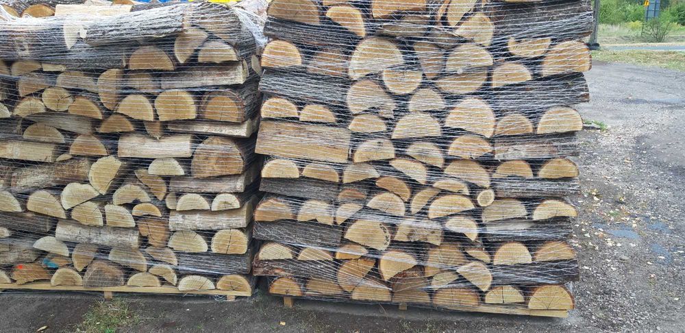 Drewno kominkowe dębowe.