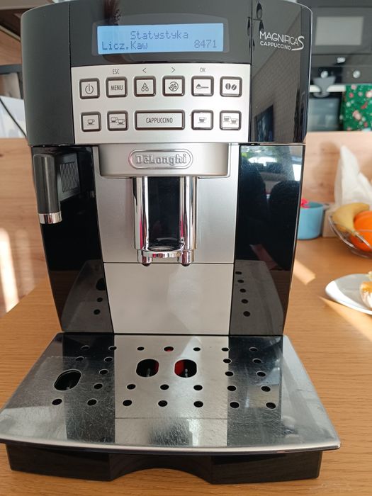 Ekspres do kawy DeLonghi Magnifica S Cappuccino ECAM 22.360.B