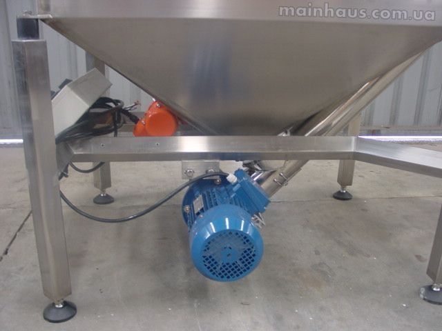 погрузчик муки зерновых 139мм с вибропросивателем ВМ-60/3 бункер 200л.