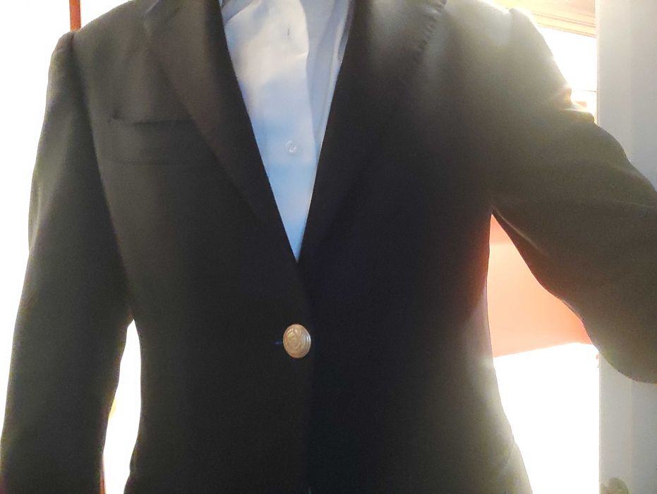 Blazer azul escuro botões dourados Novo- Oficina Mustra