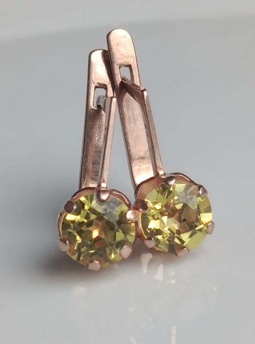 Золотые серьги с СССР Золоті радянські сережки