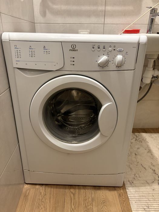Pralka Indesit win82 - 60cm