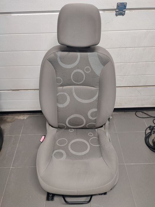 Fotel Kangoo 2 kierowcy lewy dostawczy